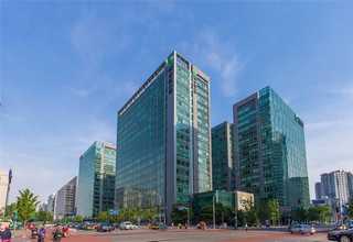 上海枫木塑胶跑道价格